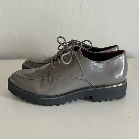 Franco Sarto Women's Charles Oxfords in Gray Patent, Size 7, New In Box - Picture 4 of 9